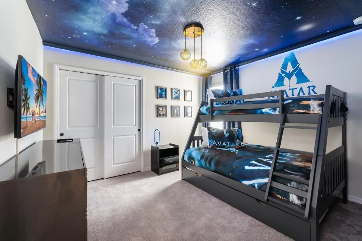 Beautiful New 8Br W Theme Rooms Pool Game Room Davenport