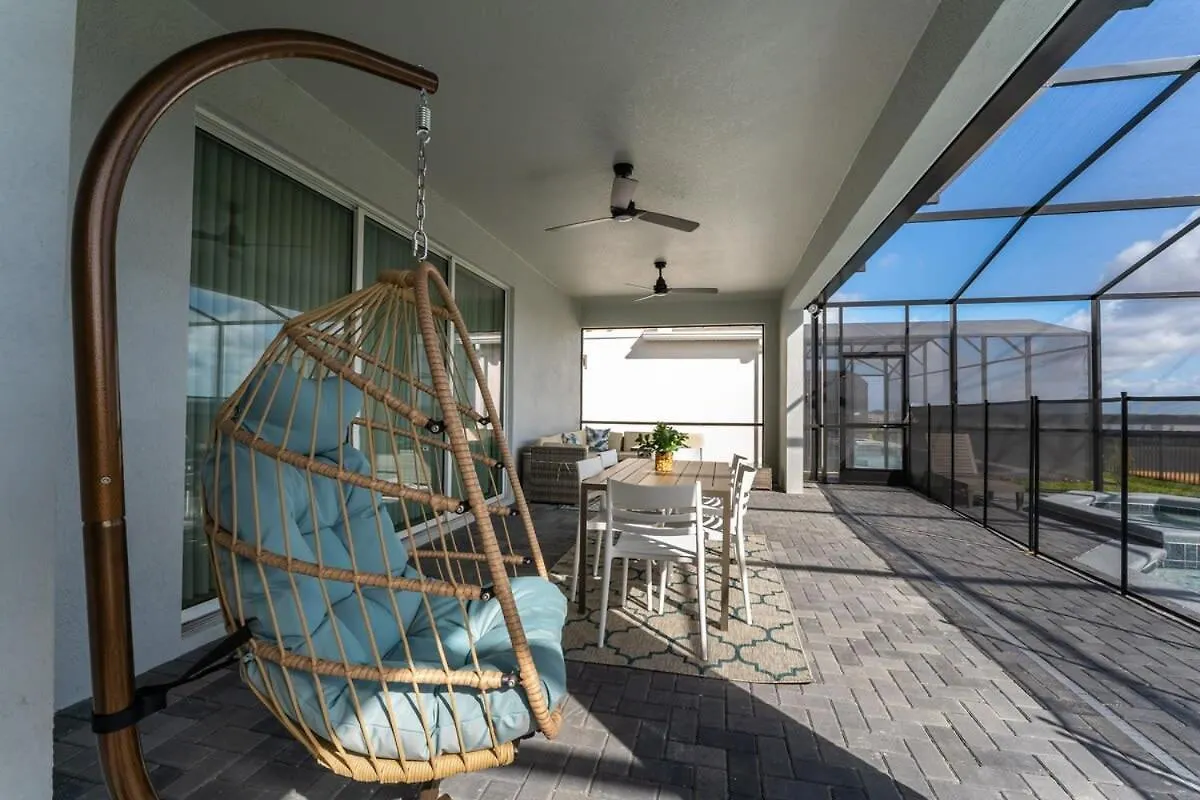 Beautiful New 8Br W Theme Rooms Pool Game Room Davenport Holiday home