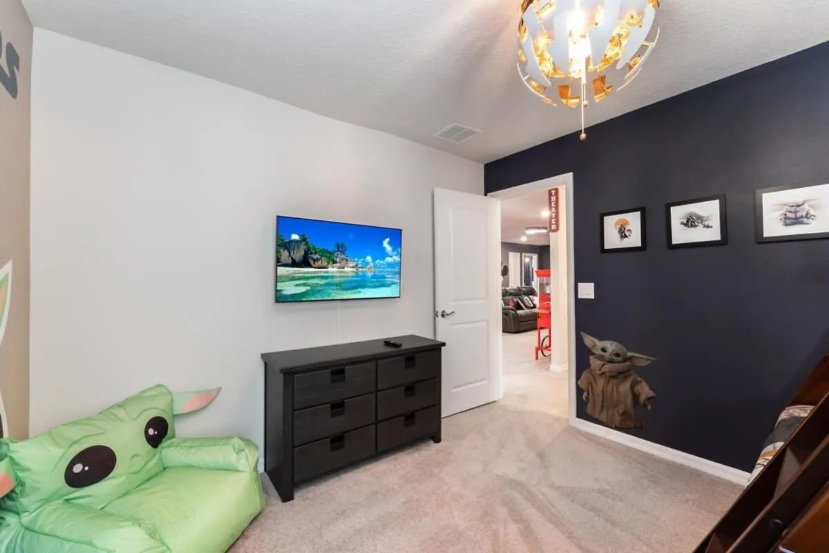 Holiday home Beautiful New 8Br W Theme Rooms Pool Game Room Davenport United States